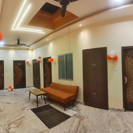 Ganga Sparsh Hotel Varanasi Exterior photo
